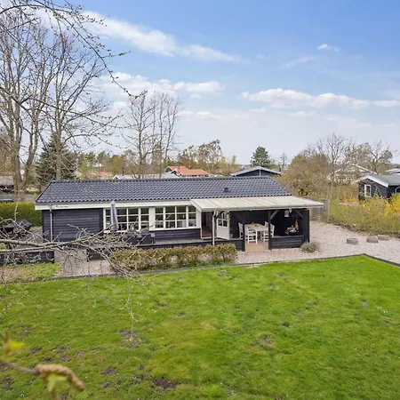 Mahalia - 300m From The Sea By Interhome Nedre Lysabild