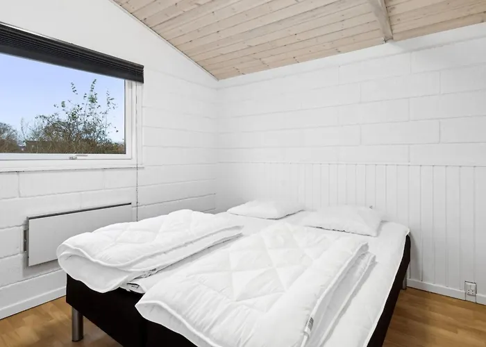 Mahalia - 300m From The Sea By Interhome *